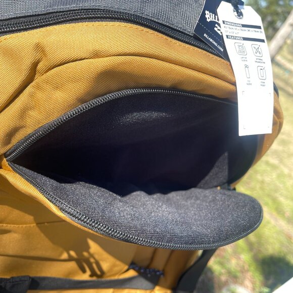 NWT Unisex O/S Camel/Black Billabong Chief Comm Backpack - Picture 11 of 15